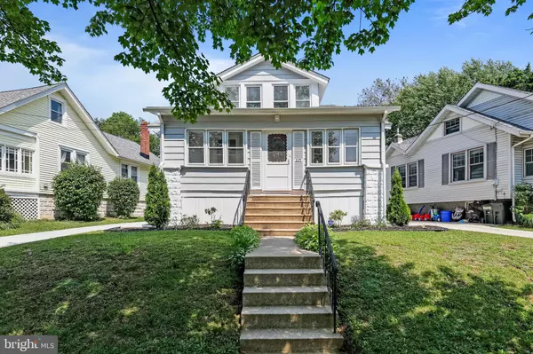 225 W FRANKLIN AVE, Collingswood, NJ 08108