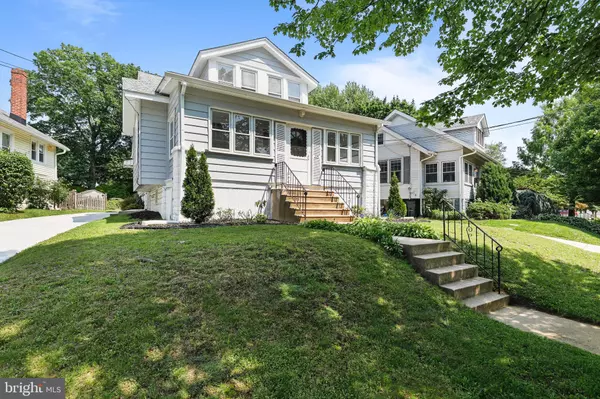 Collingswood, NJ 08108,225 W FRANKLIN AVE