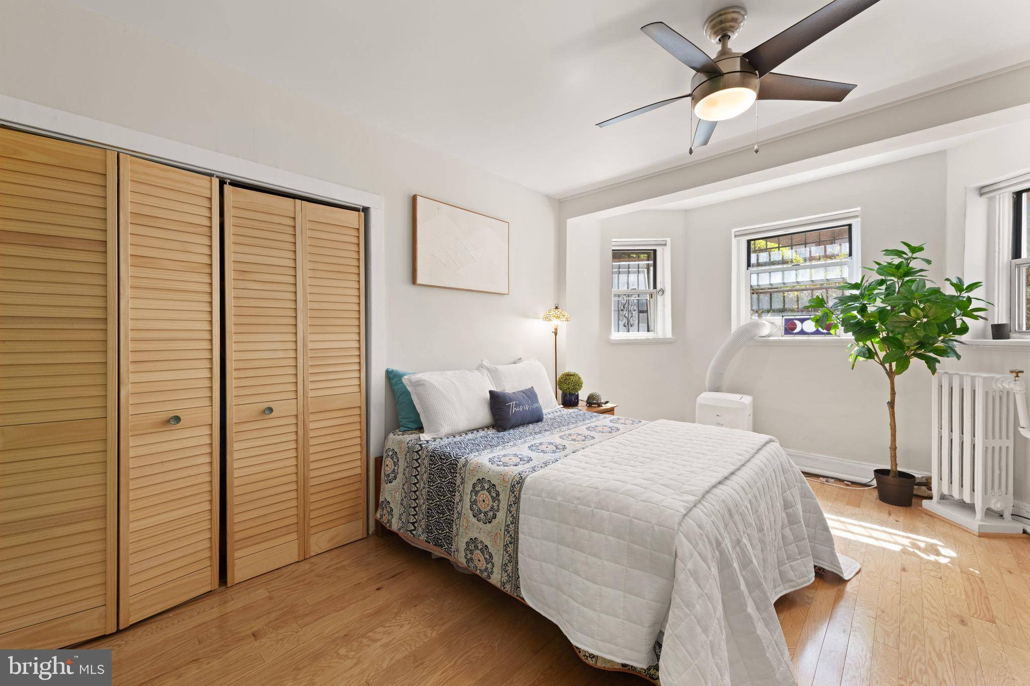 Washington, DC 20009,1820 CLYDESDALE PL NW #4