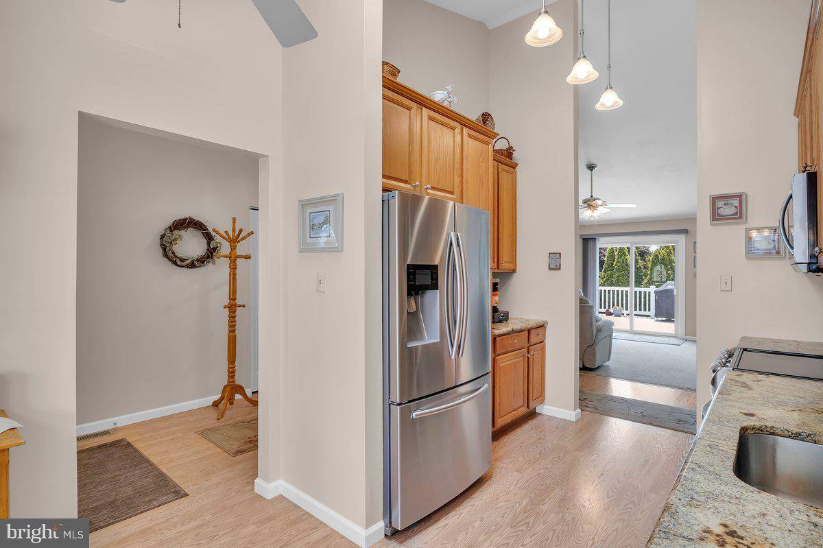 Cape May, NJ 08204,19 HYANNIS DR