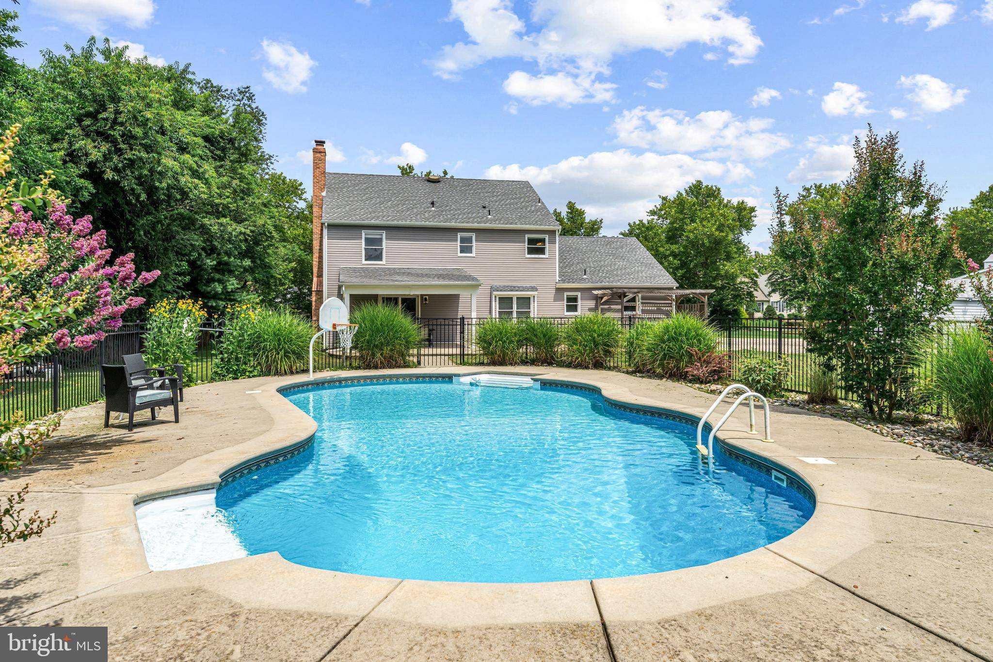 Shamong, NJ 08088,54 MEADOWVIEW CT