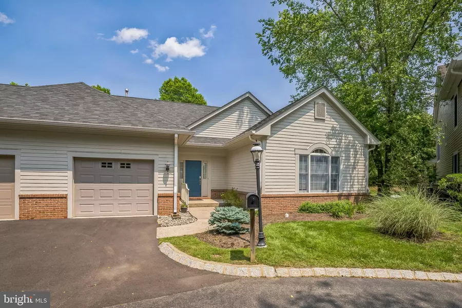 11 BIRCHWOOD CT, Princeton, NJ 08540