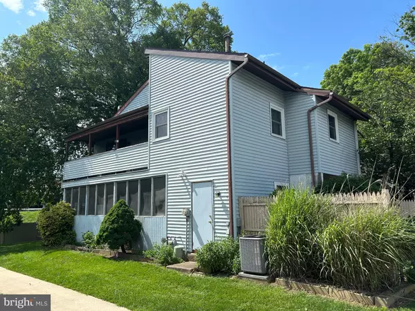 357 GREENLAND DR, Lancaster, PA 17602