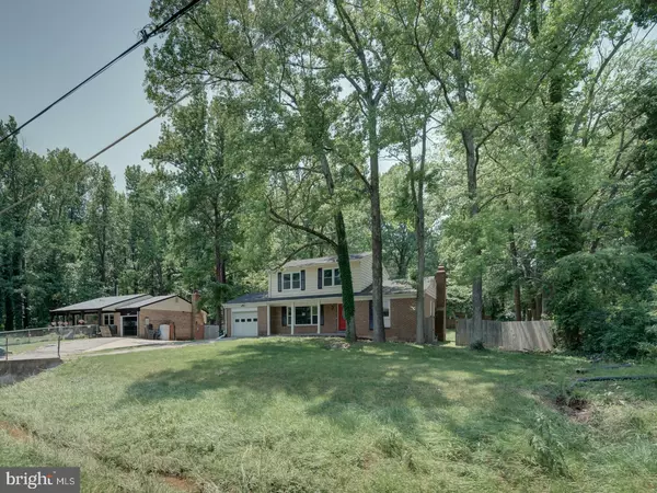 Upper Marlboro, MD 20772,7207 ROBIN HOOD DR