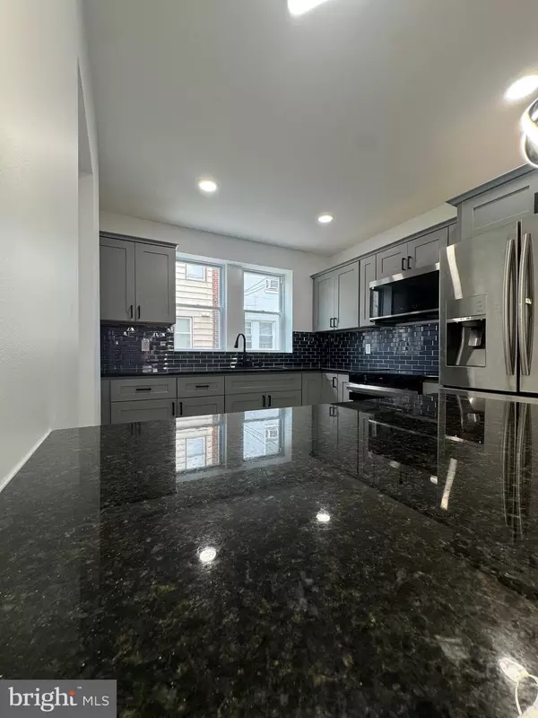 Philadelphia, PA 19124,4016 MARKLAND ST
