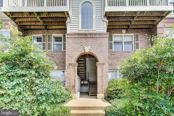 Alexandria, VA 22302,1725 BRADDOCK PL #304
