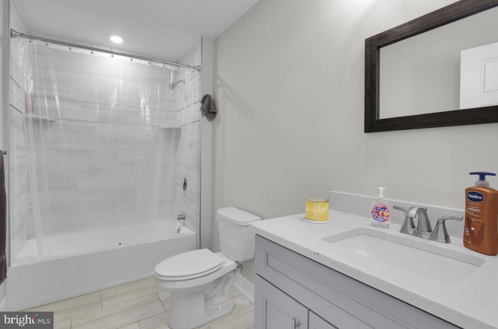 Philadelphia, PA 19132,2209 N BROAD ST #501