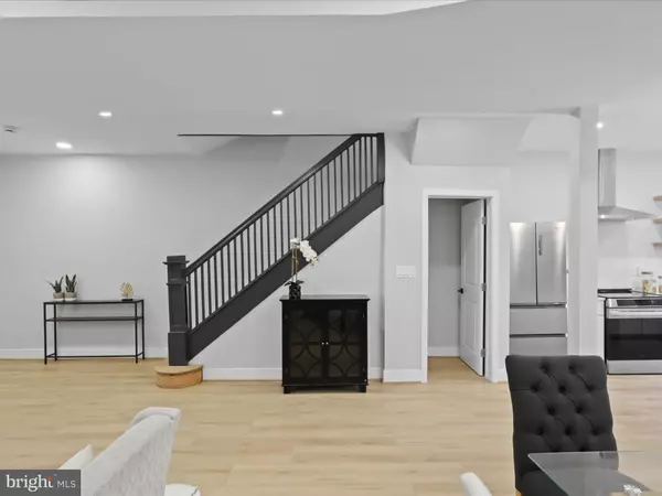 Washington, DC 20011,4112 5TH ST NW