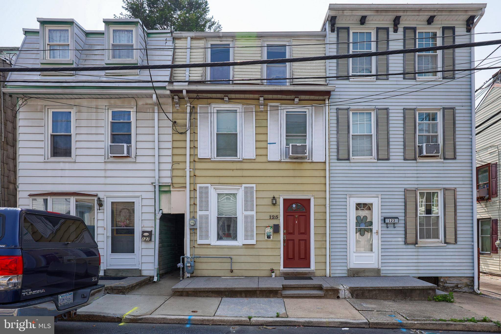 125 S 3RD ST, Lebanon, PA 17042