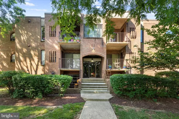 16 SILVERWOOD CIR #2, Annapolis, MD 21403