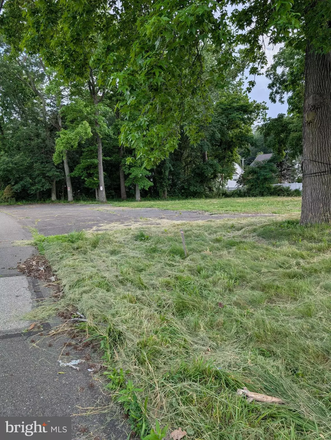 Bensalem, PA 19020,2025 STATE RD