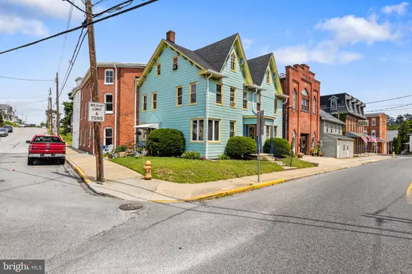 Yoe, PA 17313,74 S MAIN ST