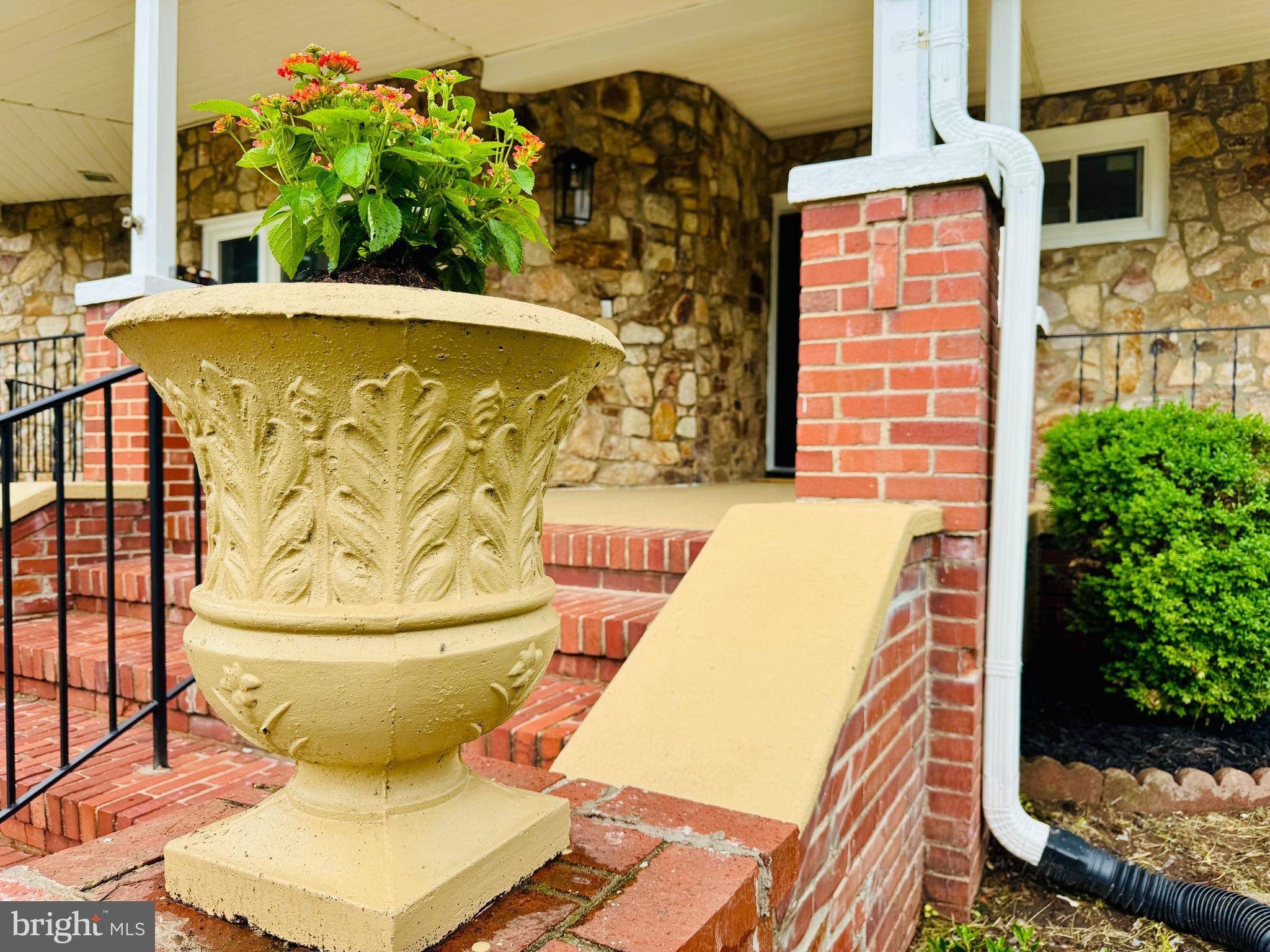 Front Royal, VA 22630,716 VILLA AVE