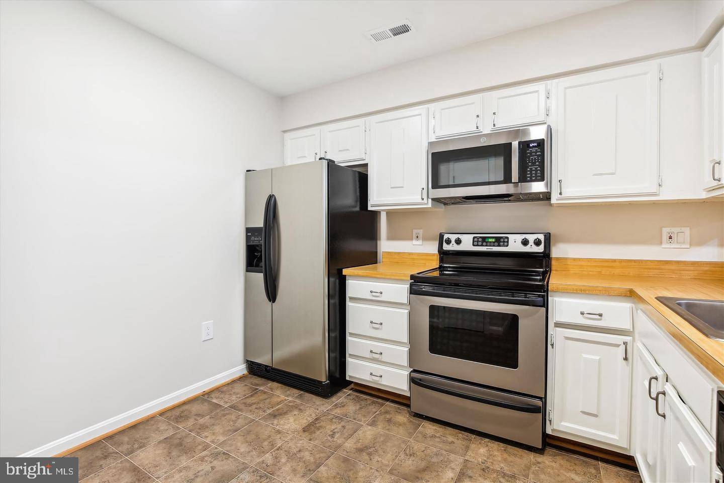 Falls Church, VA 22041,3744-A MADISON LN
