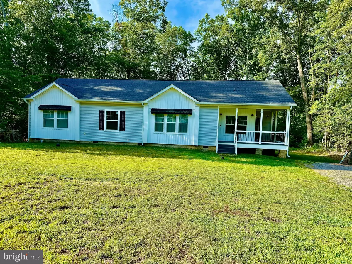 Colonial Beach, VA 22443,76 POPLAR LN