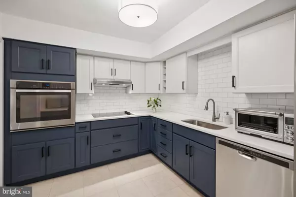 Bethesda, MD 20816,4956 SENTINEL DR #9-401