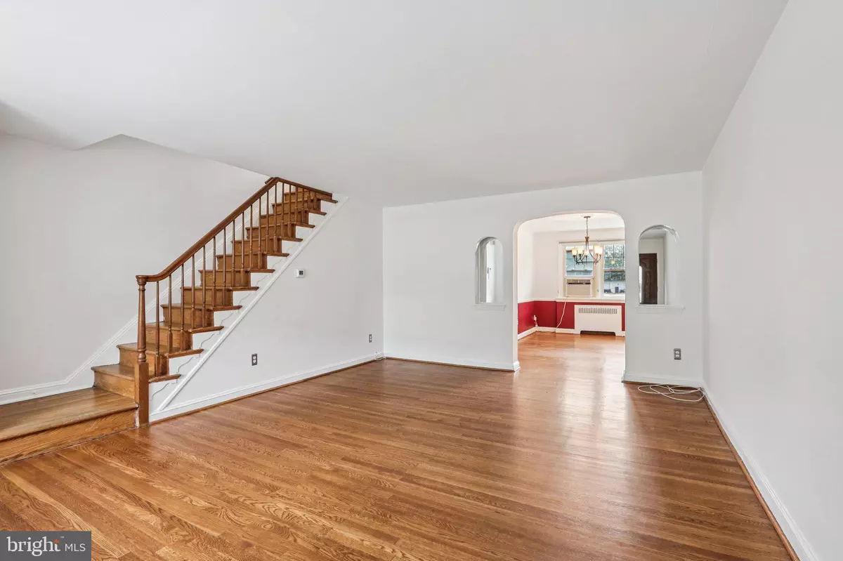 Drexel Hill, PA 19026,717 WINDERMERE AVE