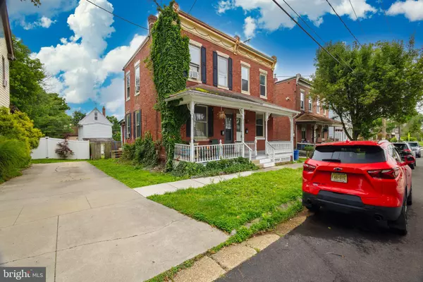22 LAUREL ST,  Woodbury,  NJ 08096