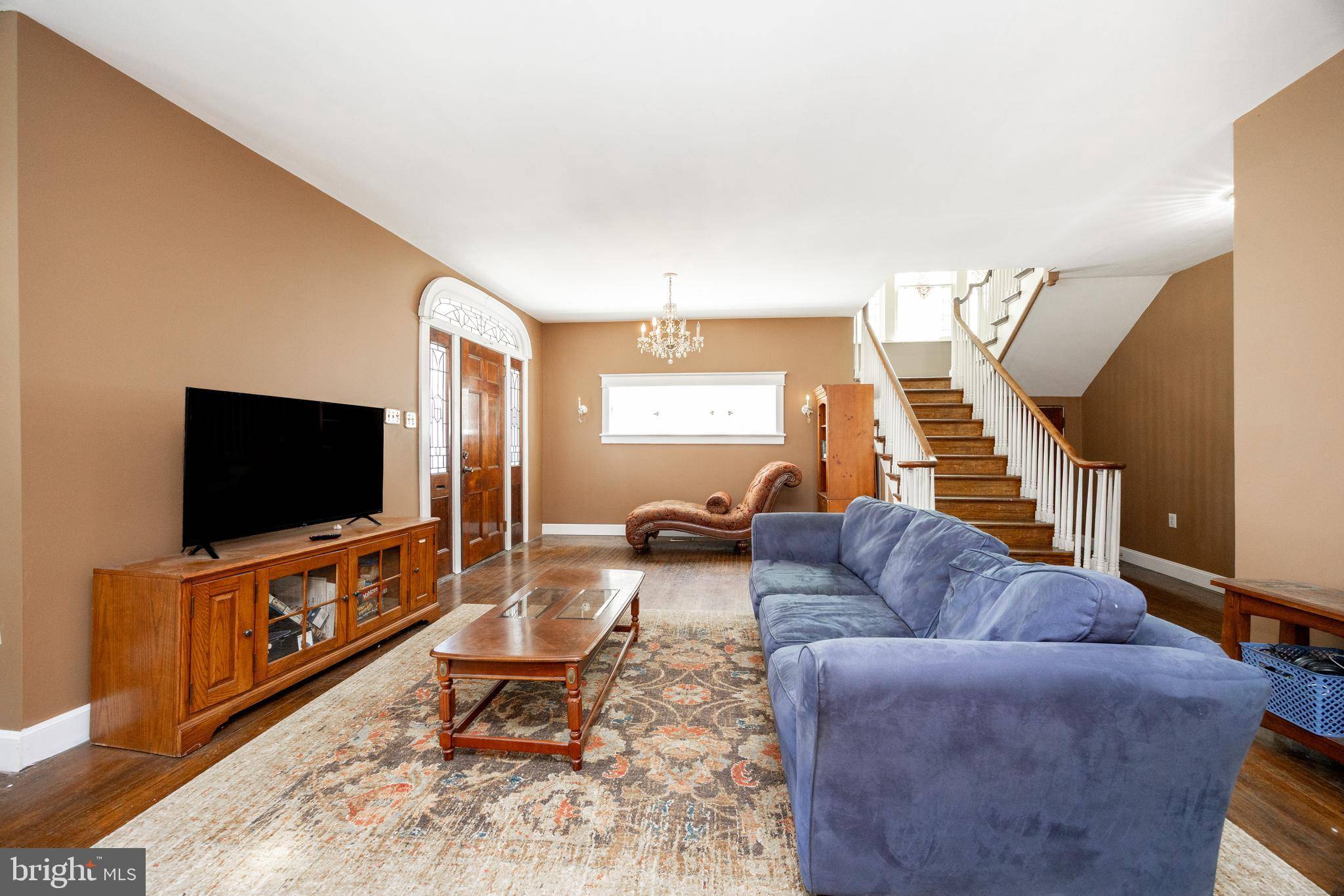 Coatesville, PA 19320,1230 E LINCOLN HWY