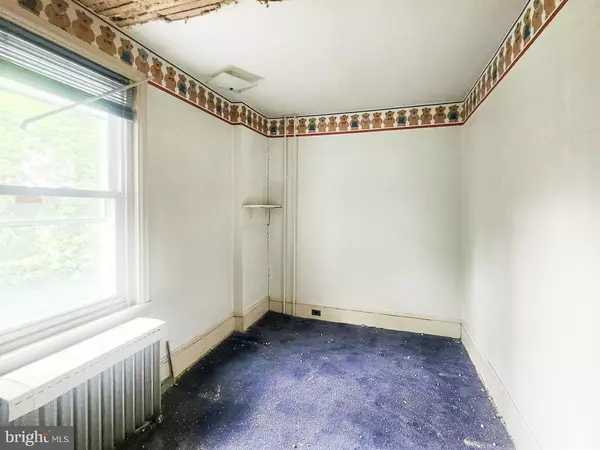 North Wales, PA 19454,139 W WALNUT ST