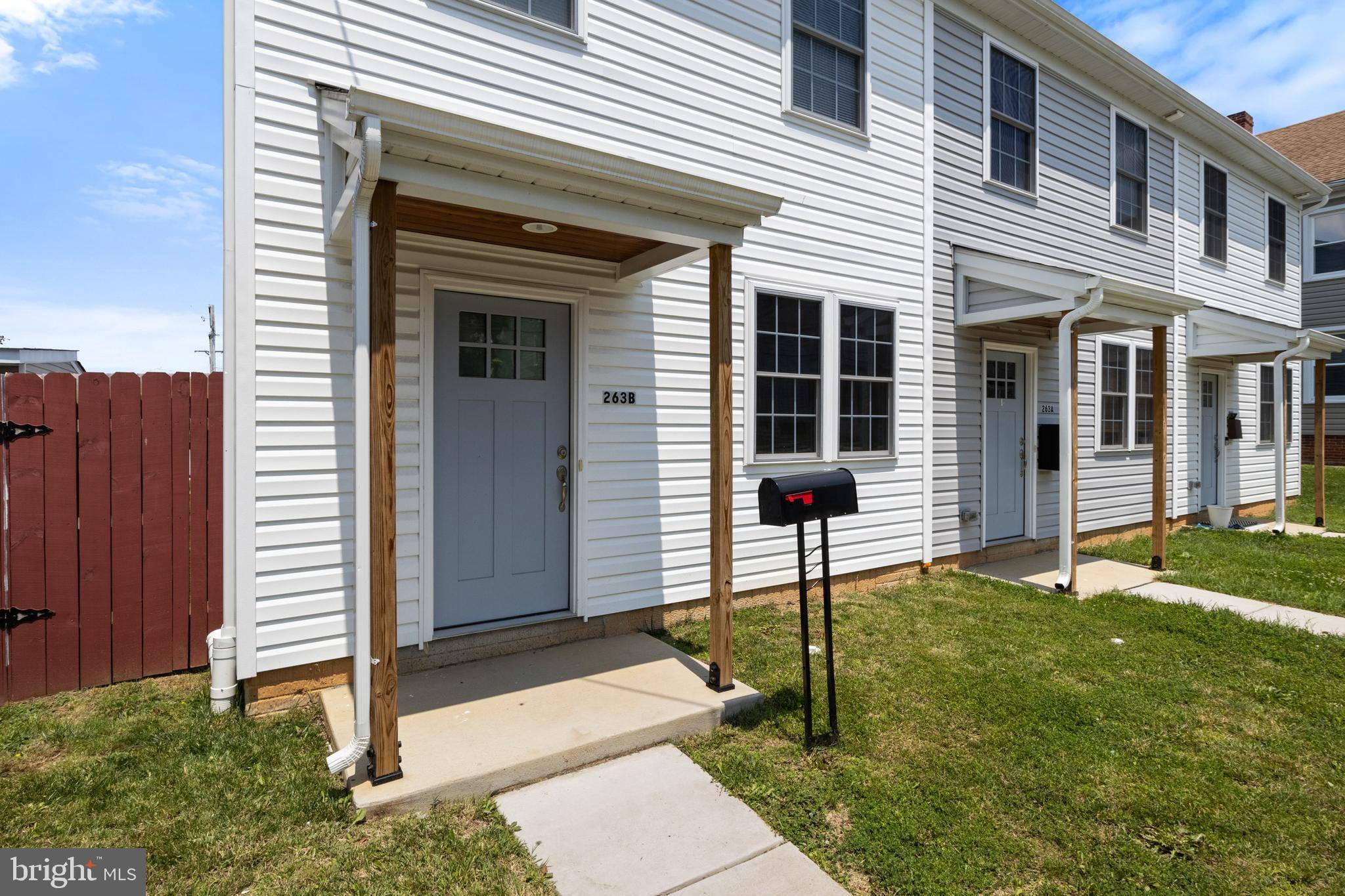 Hanover, PA 17331,263B 3RD ST