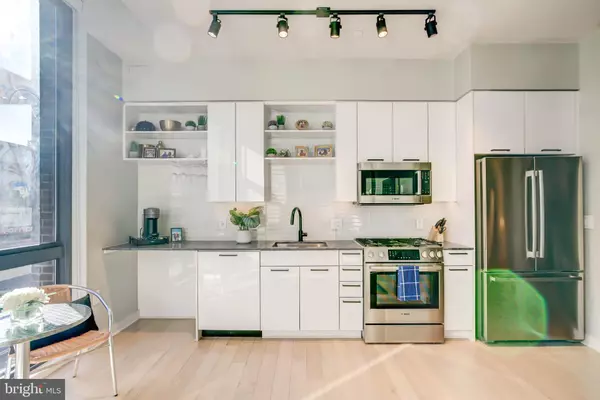 Washington, DC 20003,70 N ST SE #211