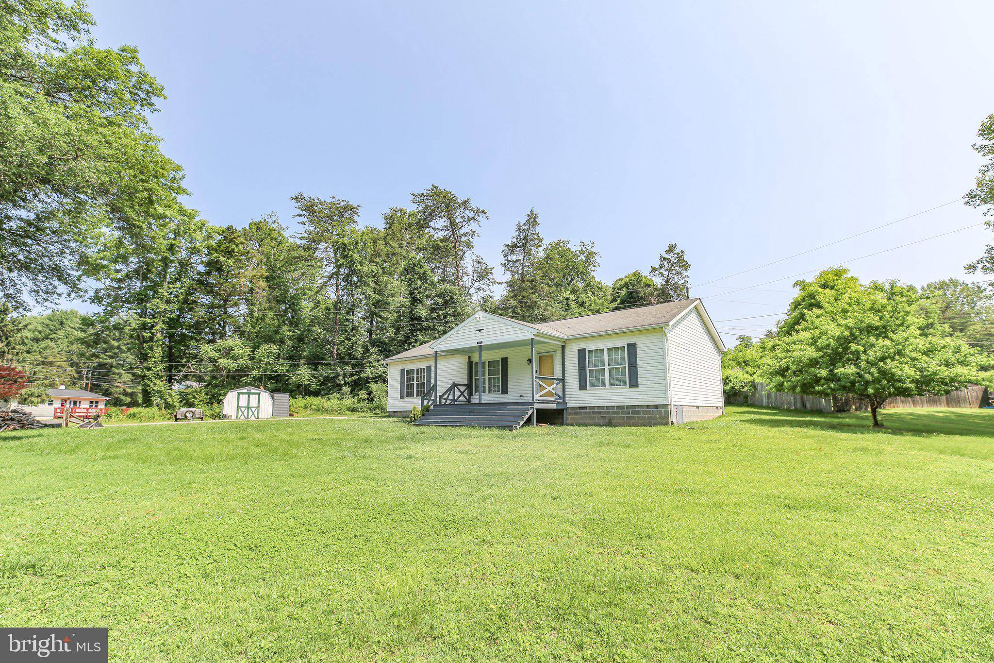 Louisa, VA 23093,167 FAIRVIEW RD