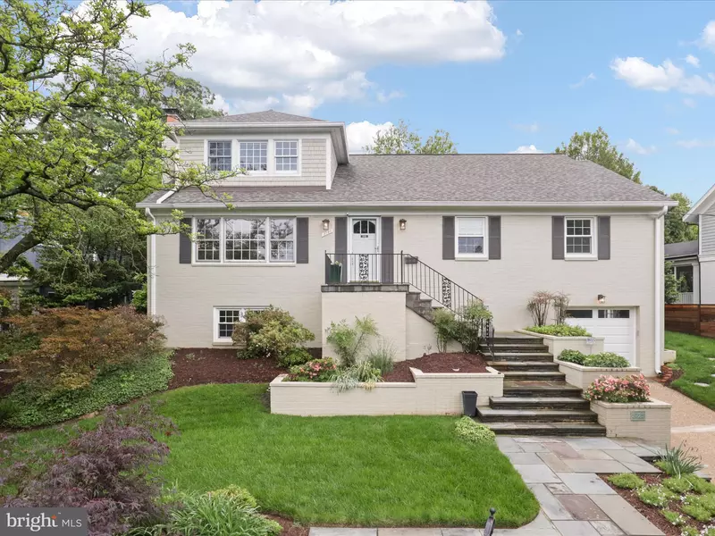 3725 N DELAWARE ST, Arlington, VA 22207