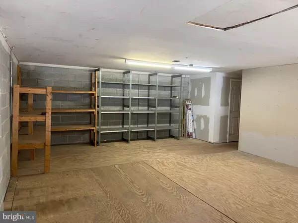 White Plains, MD 20695,4475 PRINTERS CT