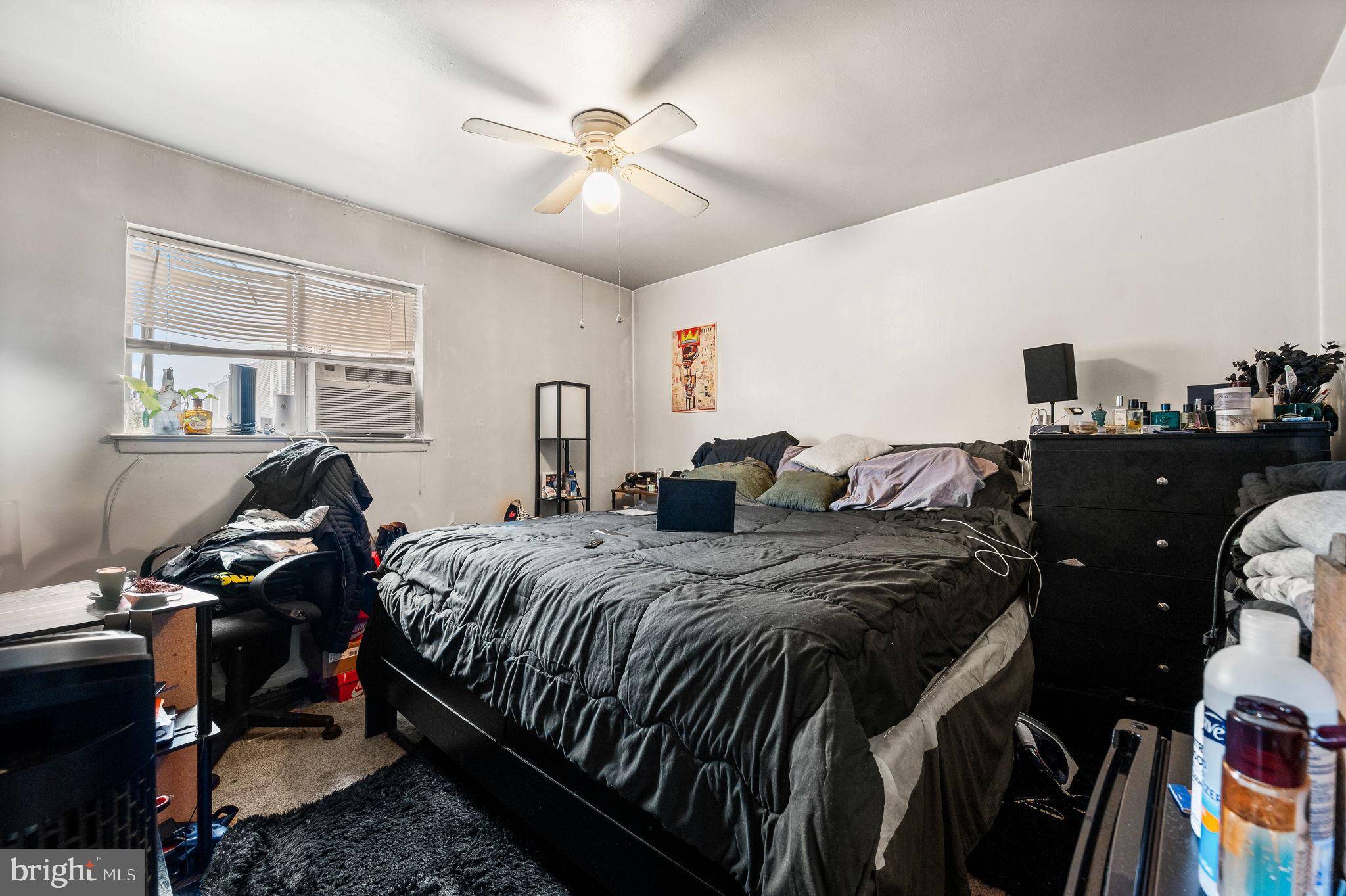 Philadelphia, PA 19141,1231 W CHAMPLOST ST