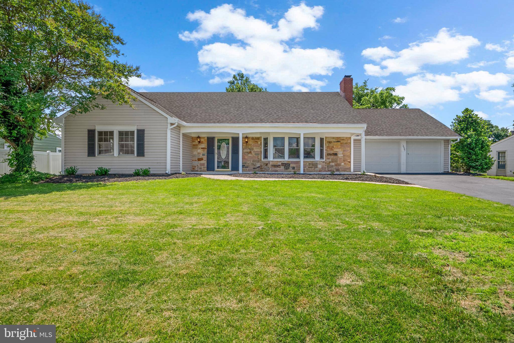 12807 BUCKINGHAM DR, Bowie, MD 20715