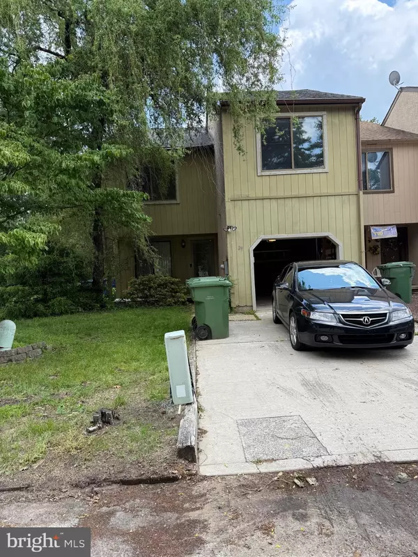 29 QUEEN ANN CT, Marlton, NJ 08053