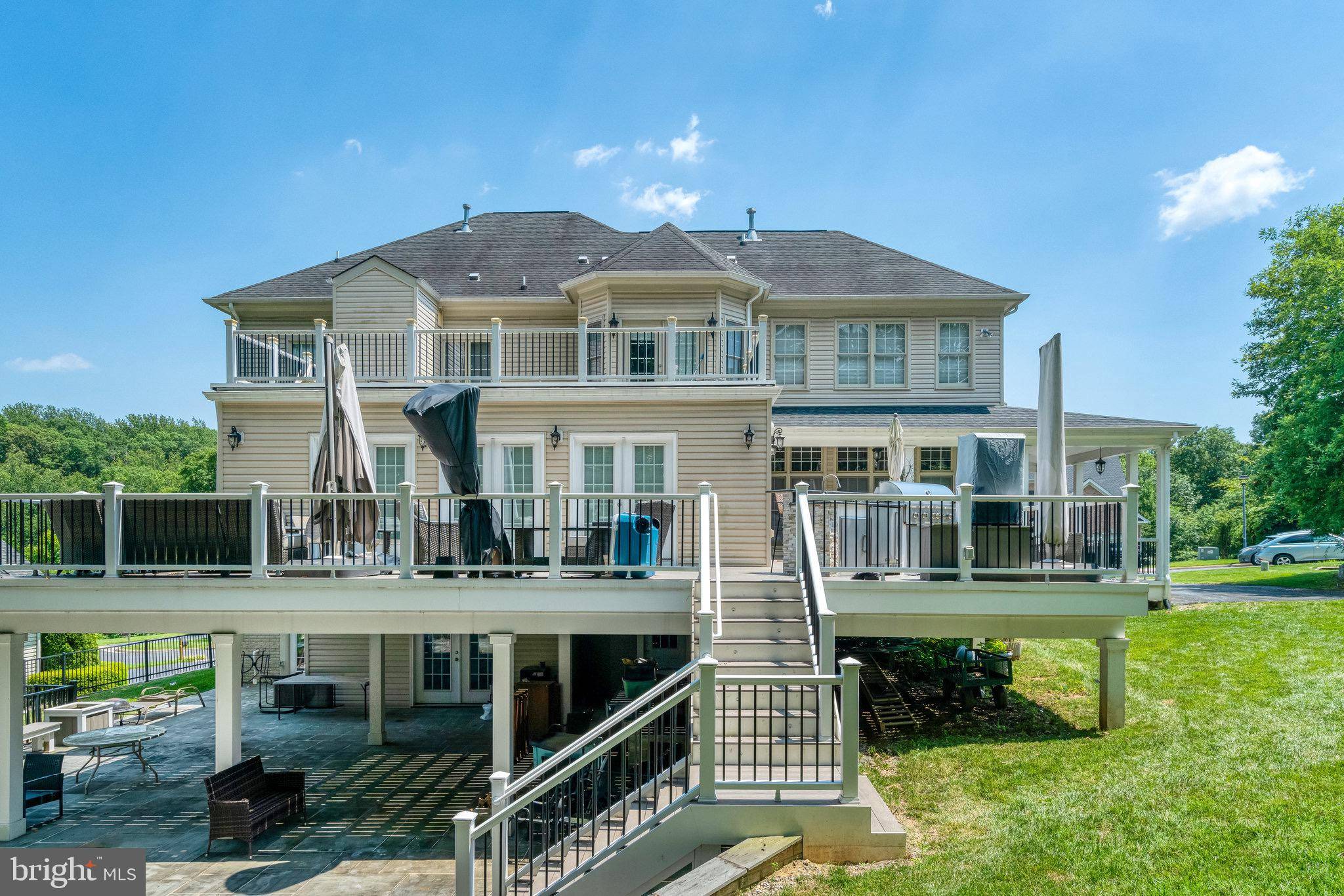 Springfield, VA 22153,8104 CHARS LANDING CT