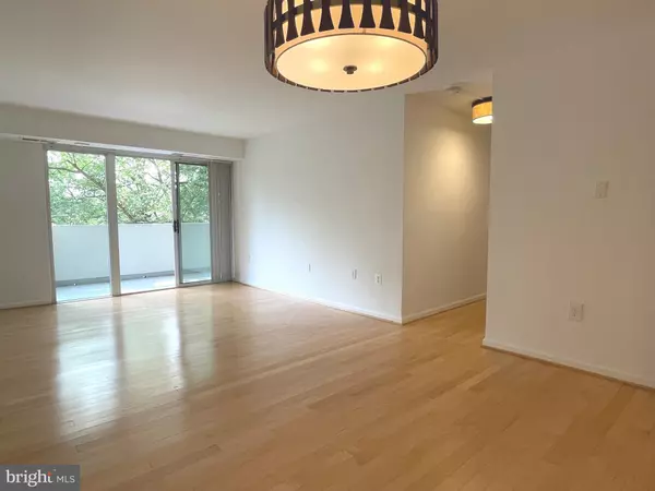 Washington, DC 20024,700 7TH ST SW #403