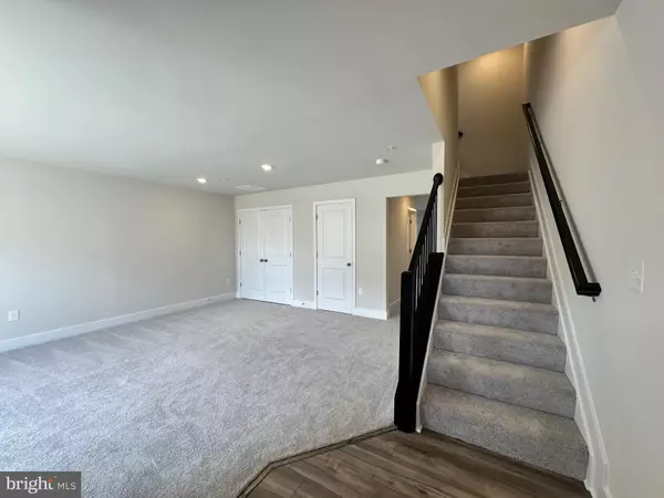 White Plains, MD 20695,10715 MILLPORT ST