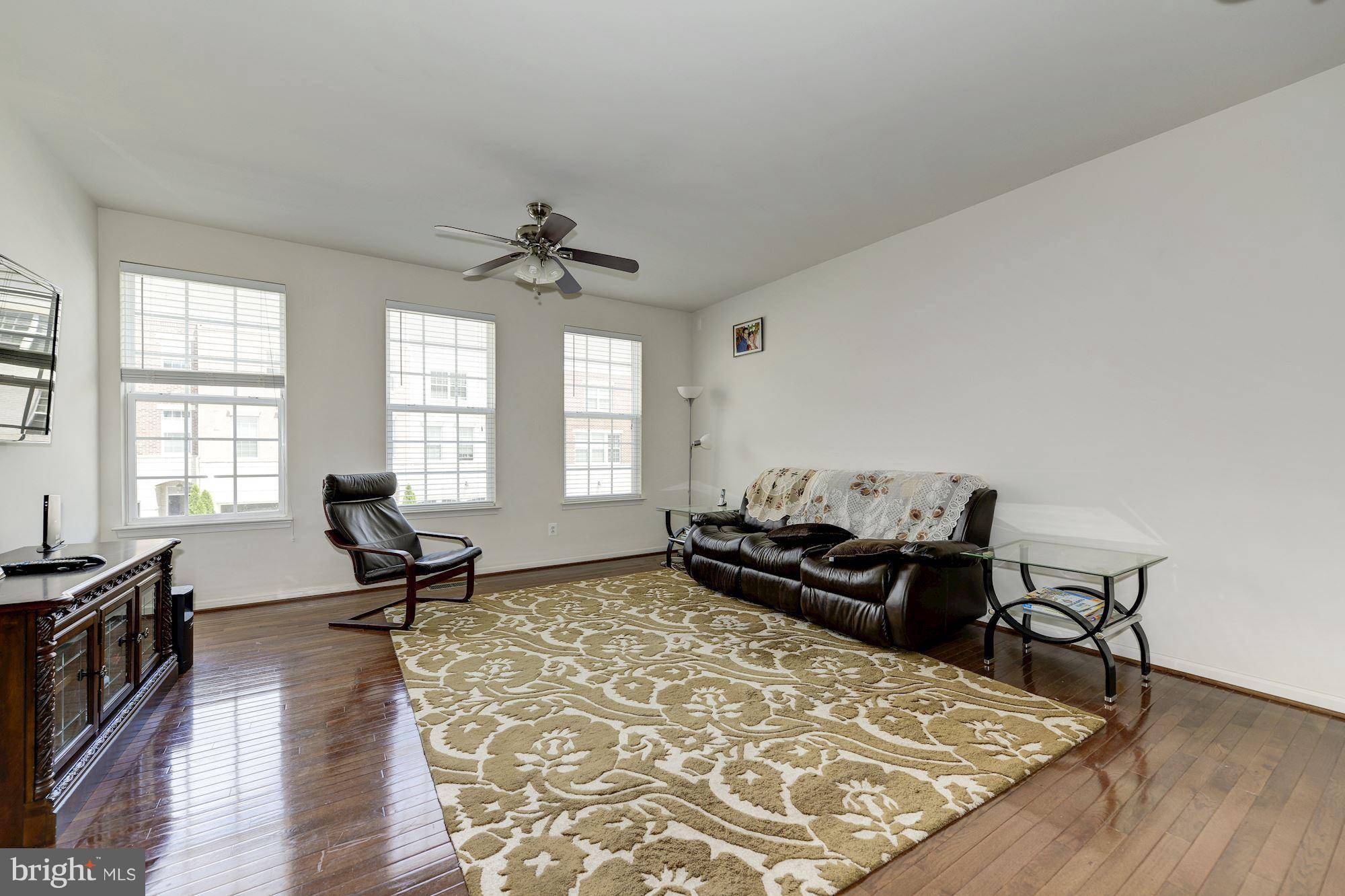 Brambleton, VA 20148,22677 FLOWING SPRING SQ