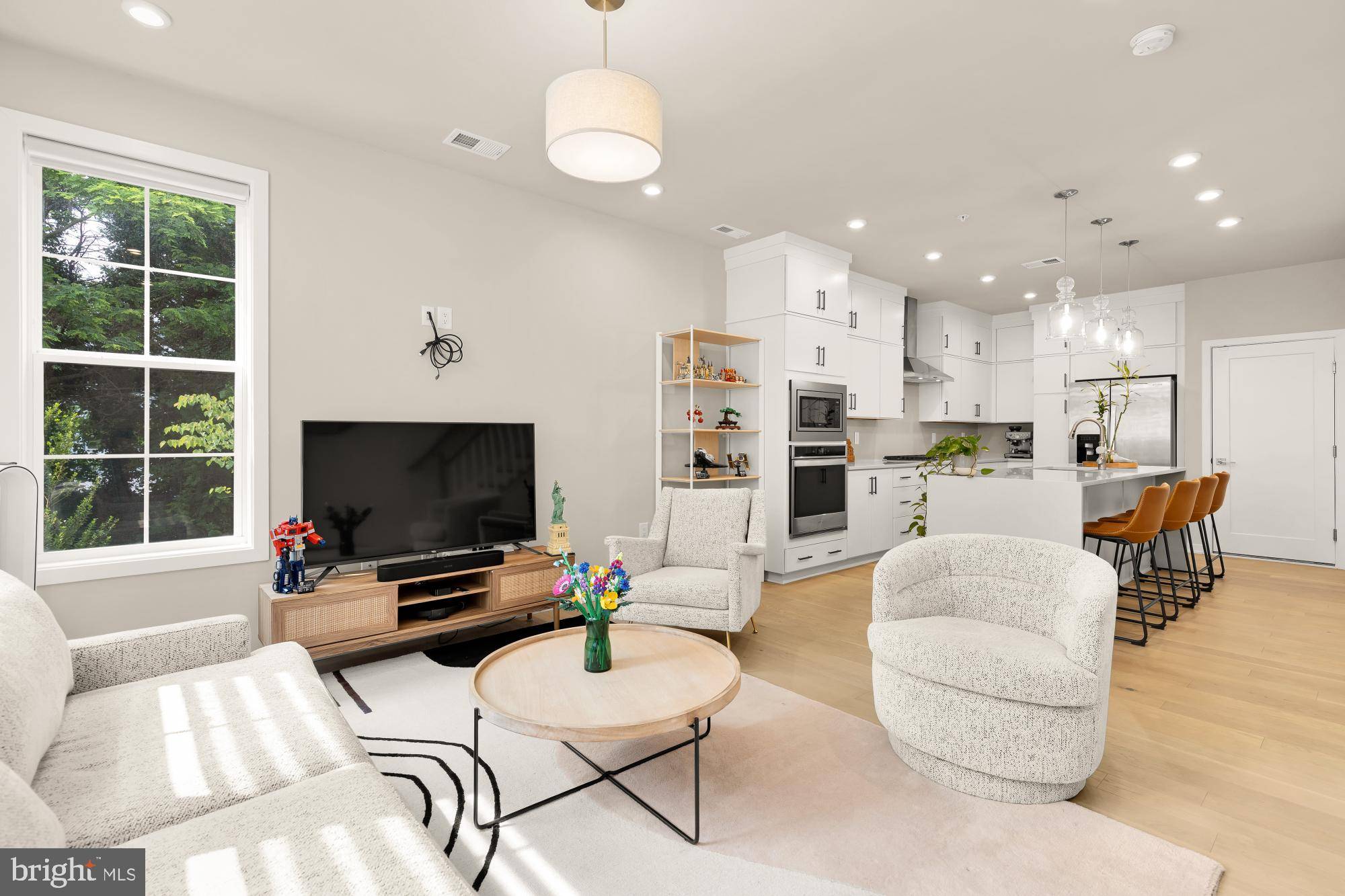 Mclean, VA 22102,7458 BACKETT WOOD TER #401