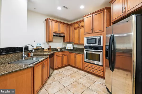 Annapolis, MD 21401,1915 TOWNE CENTRE BLVD #402