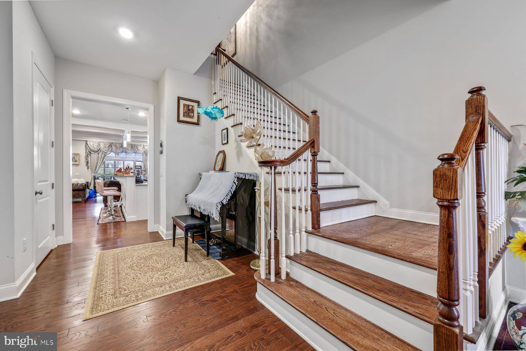 Cranbury, NJ 08512,21 HAMILTON DR