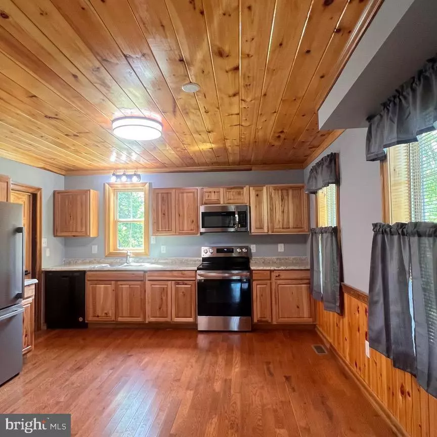 Strasburg, VA 22657,1197 JOHN MARSHALL HWY