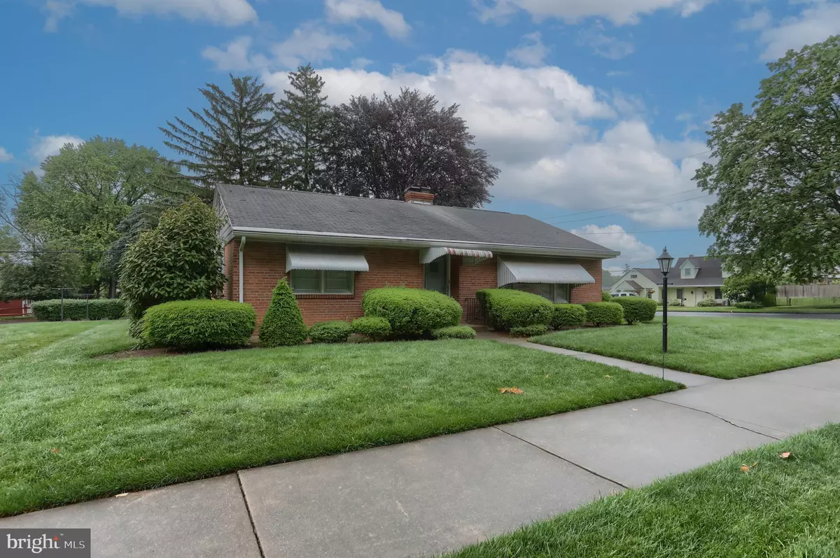 Palmyra, PA 17078,228 S FORGE RD