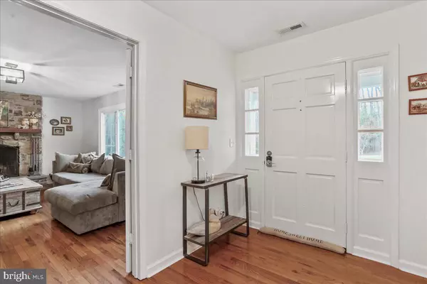 The Plains, VA 20198,6025 COON TREE RD