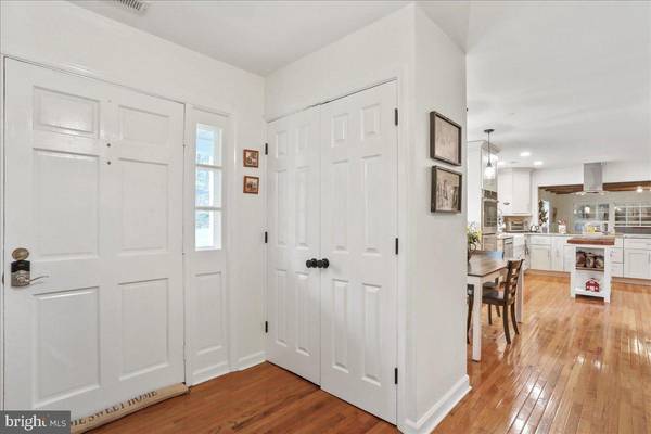 The Plains, VA 20198,6025 COON TREE RD