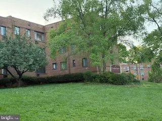 Washington, DC 20032,4715 1ST ST SW #302