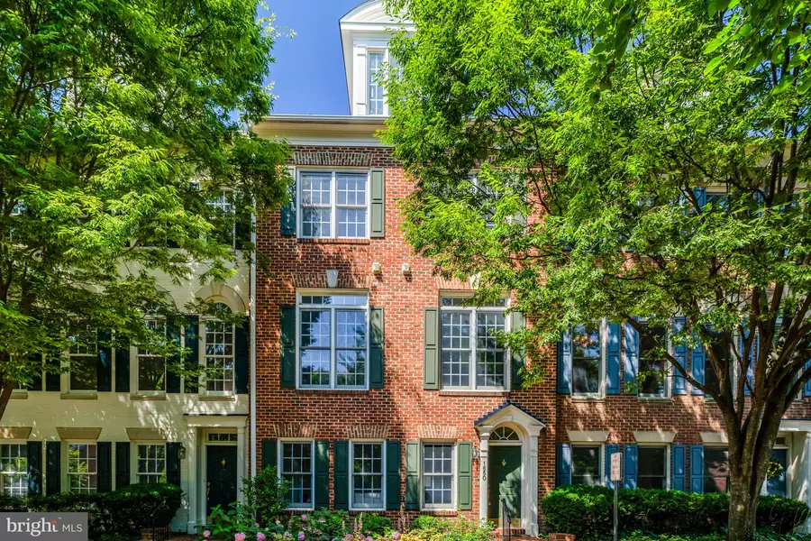 1650 COLONIAL HILLS DR, Mclean, VA 22102