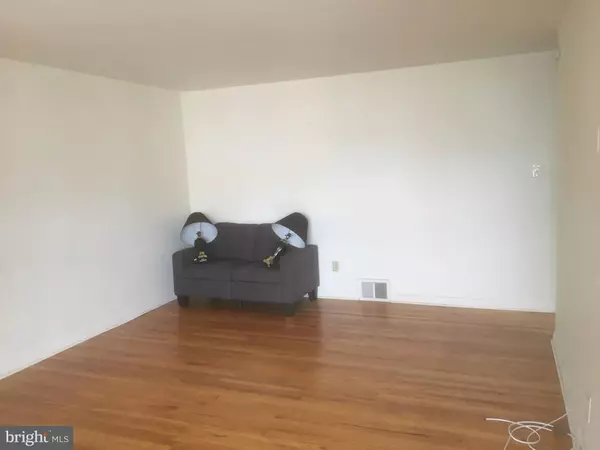 Philadelphia, PA 19131,2606 W MIMI CIR #2ND FLOOR