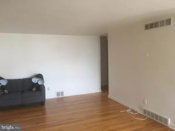 Philadelphia, PA 19131,2606 W MIMI CIR #2ND FLOOR