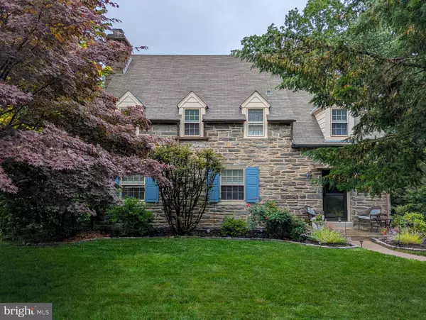 1396 LINDSAY LN, Jenkintown, PA 19046