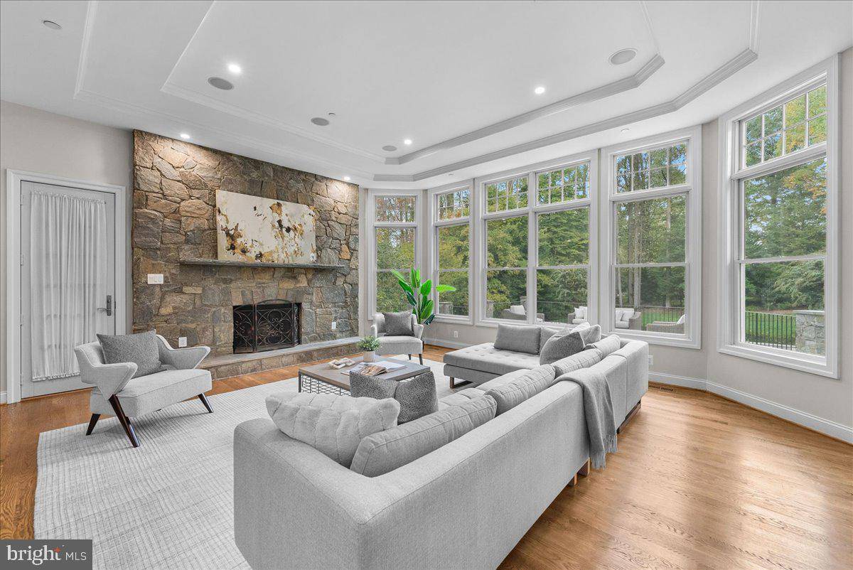 Potomac, MD 20854,9919 LOGAN DR