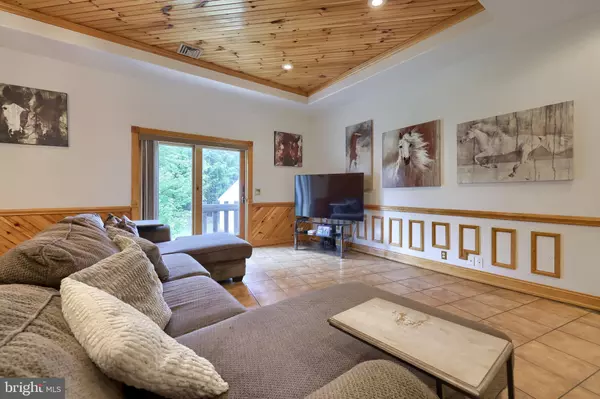Narvon, PA 17555,2287 LAUREL RD